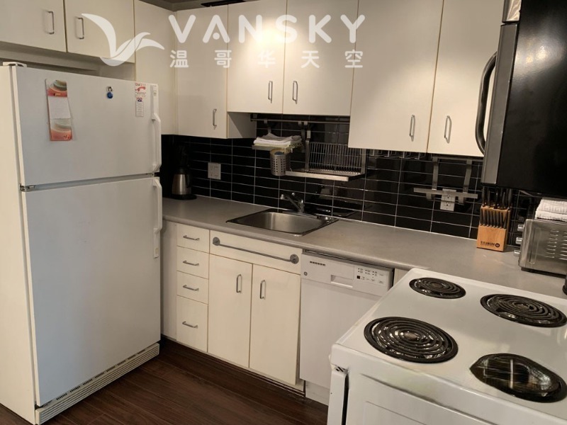 230126225627_Kitchen - 2.jpeg